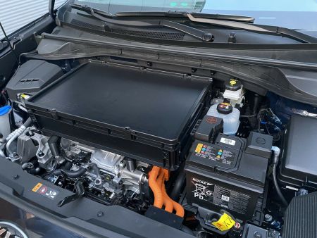 KIA NIRO elektromos els motortri csomagtart rekesz